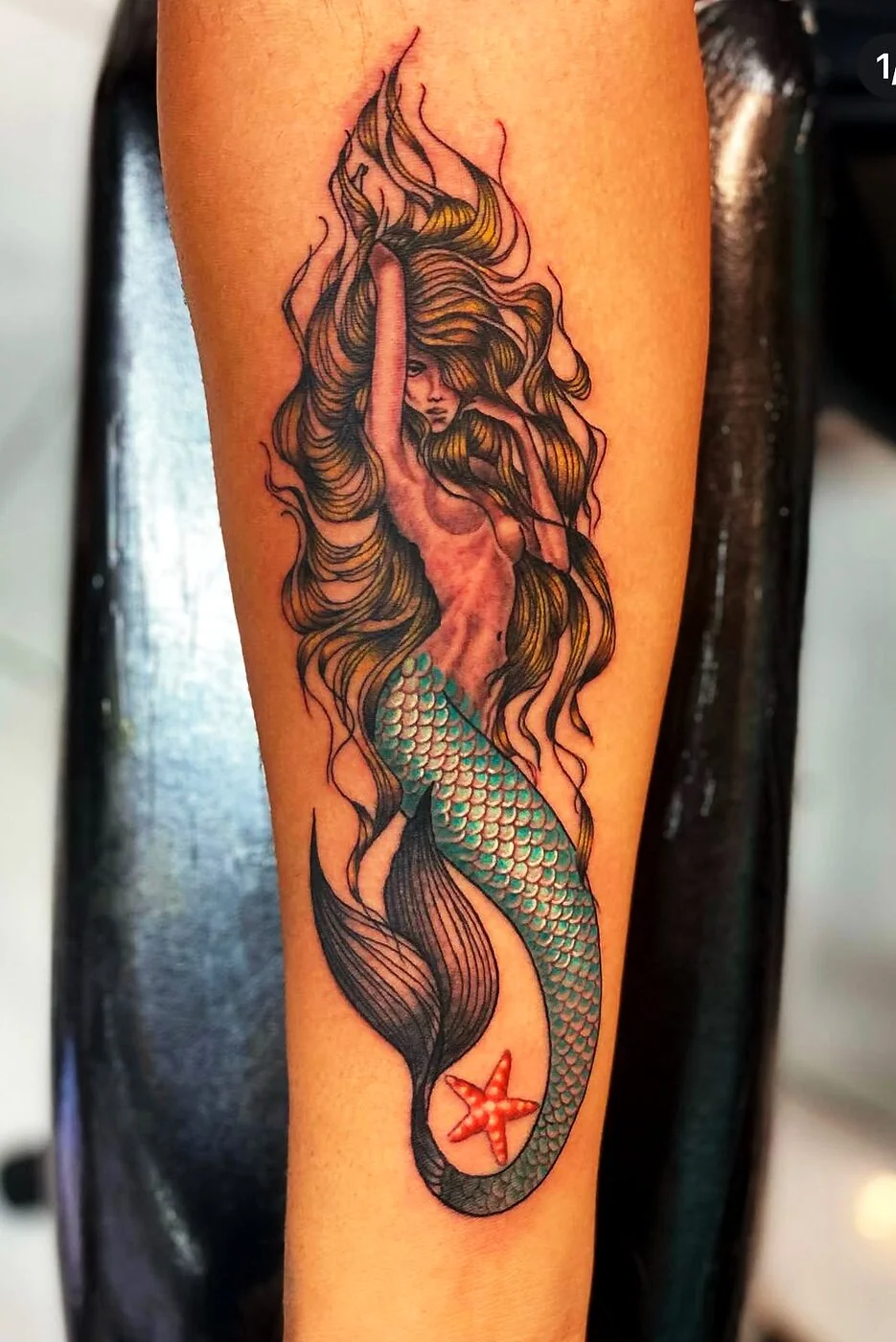 Neo-Traditional mermaid with flowing hair tattoo on forearm by 2bit (Chris Curren) at Lost at Sea Tattoo, Chinatown, Honolulu Neo-Traditional mermaid with flowing hair tattoo on forearm by 2bit (Chris Curren) at Lost at Sea Tattoo, Chinatown, Honolulu